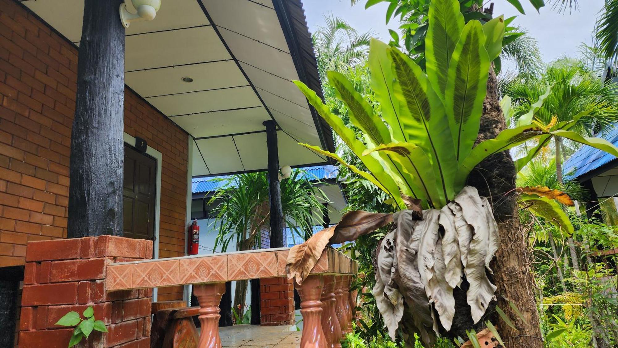 Lovely Lanta Resort Ко-Ланта Екстер'єр фото